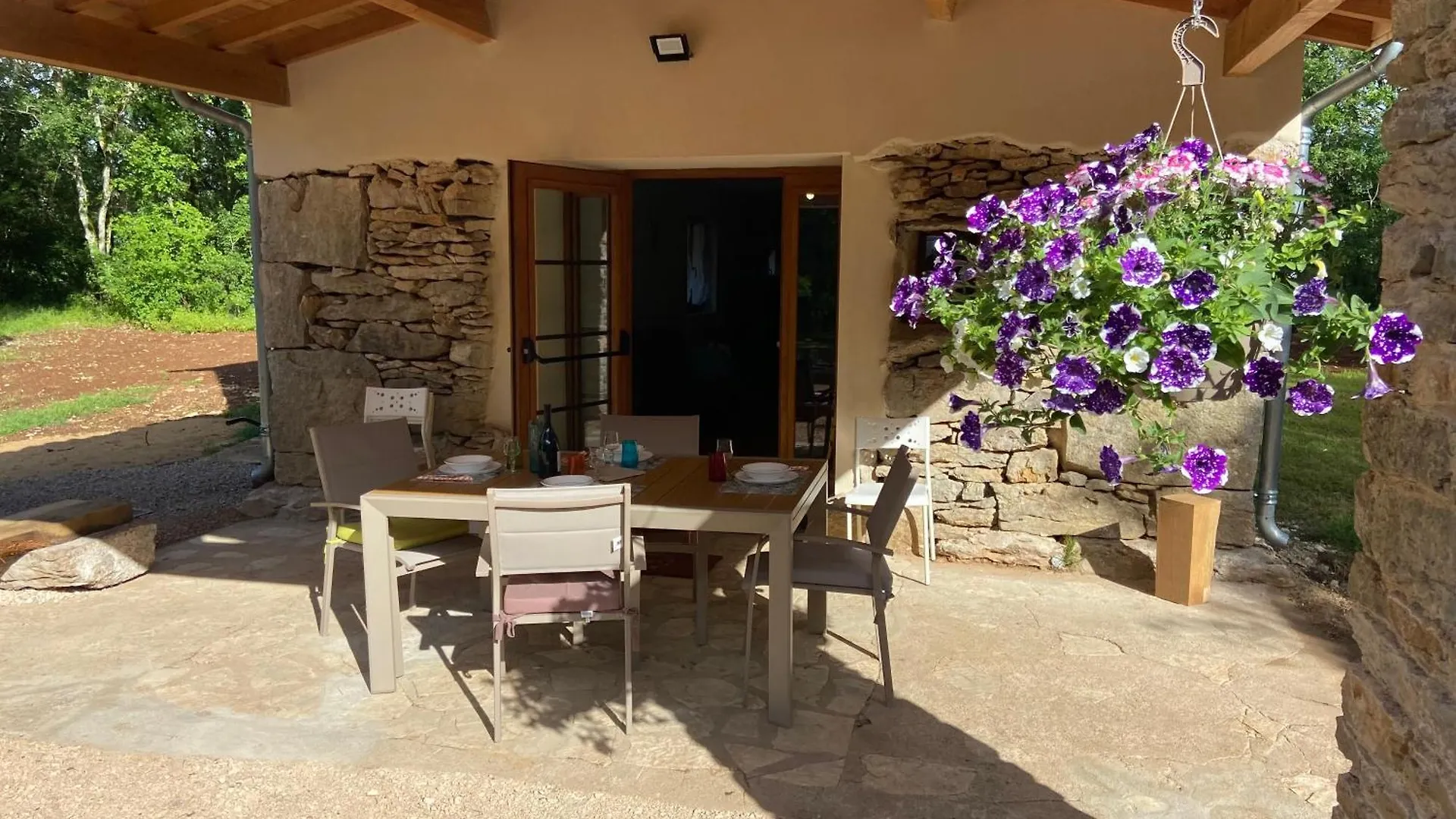 Gite Du Pexas Saint-Cirq  Holiday home Saint-Cirq (Tarn-et-Garonne)